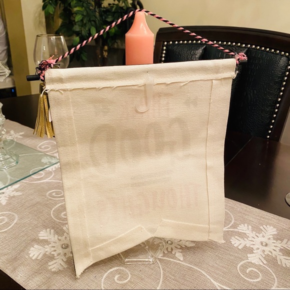 Think Good Thoughts Hanging Pennant Flag - Picture 5 of 8